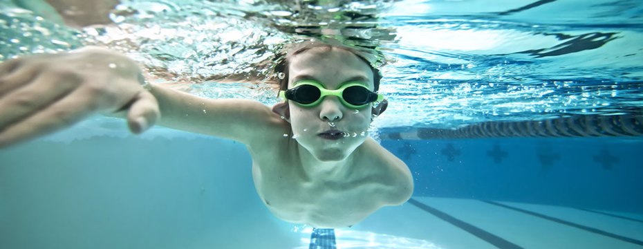 Gratis sommarsimskola med S02